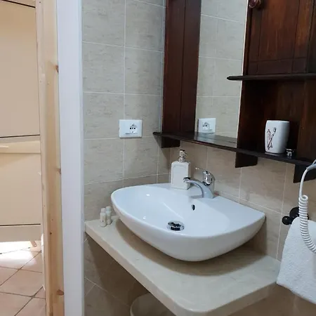 Teodora House Bed and Breakfast Νότο