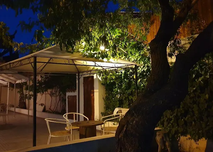 Teodora House 3*
