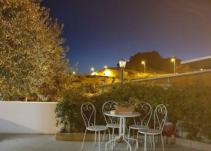 Teodora House לינה וארוחת בוקר 3*